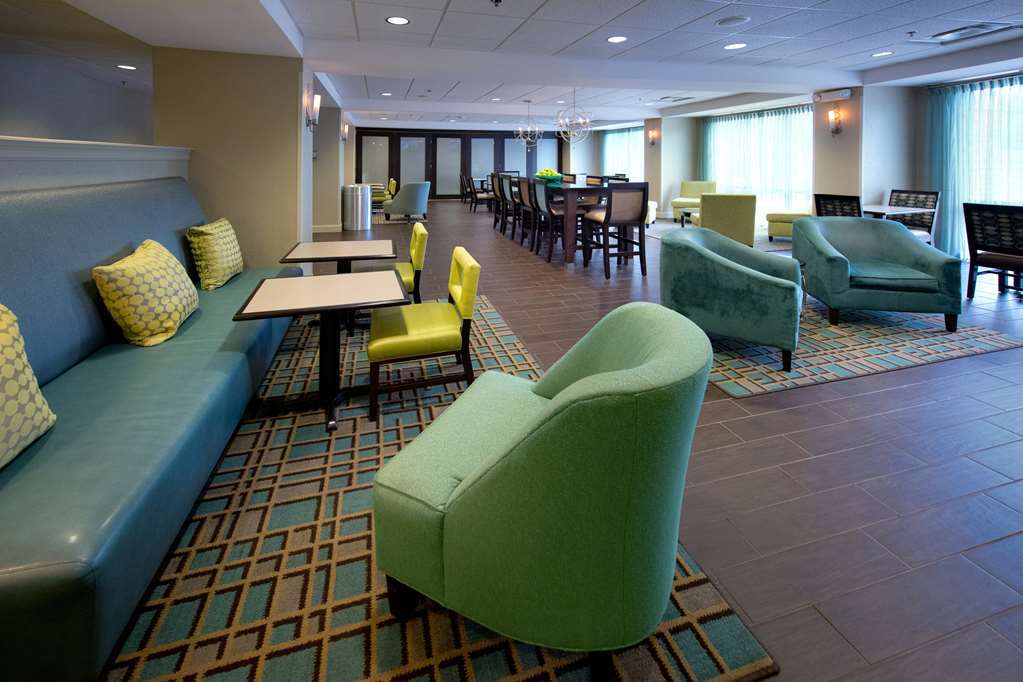Hotel Hampton