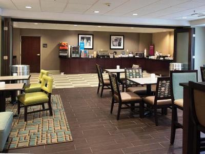 Hampton Hotel 3*